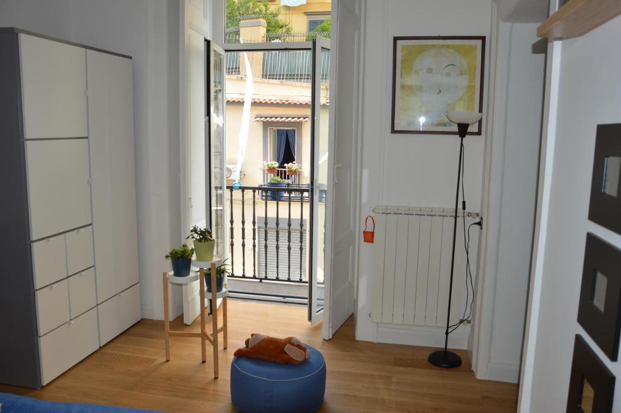 Casa Flora Al Corso Lägenhet Neapel Exteriör bild